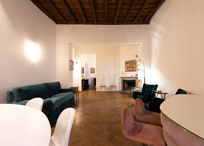 Chic And Style In Historical Via Giulia דירה