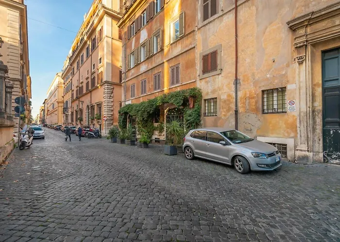 Chic And Style In Historical Via Giulia